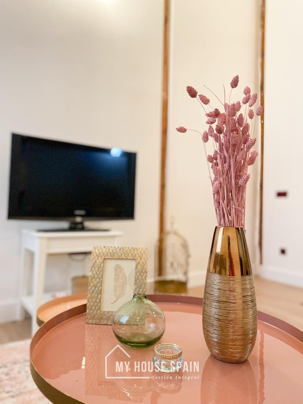 Myhousespain - Renovado Y Moderno Apartamento A 5 Minutos De Sol Мадрид Екстериор снимка